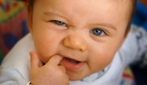 علاج-فطريات-الفم-عند-الرضع-بالاعشاب